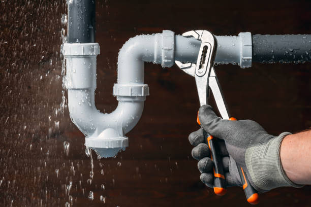 Professional Plumbing technician working in Angwin, CA
